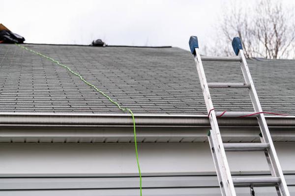 A Step-by-Step Process for Roof Replacement in Springfield